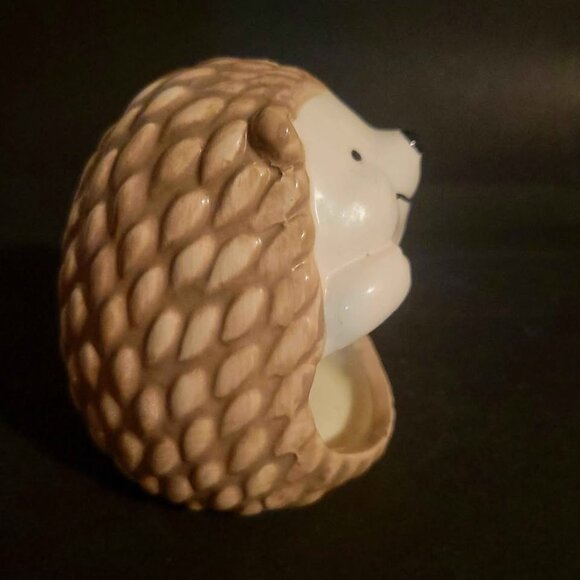 The Vintage Hedgehog Happy Little Scrubby Holder - Picture 2 of 8